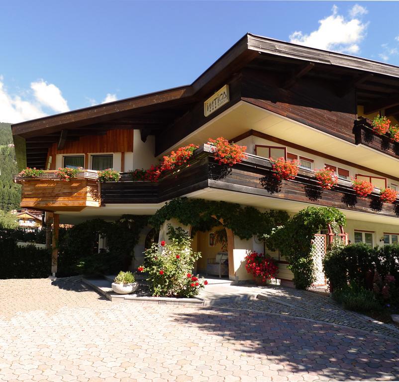Residence Intica San Candido Eksteriør billede