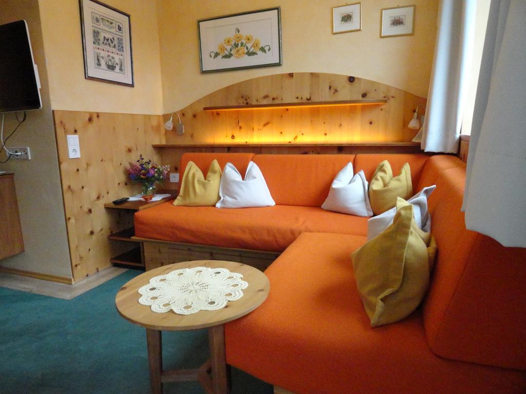 Residence Intica San Candido Eksteriør billede